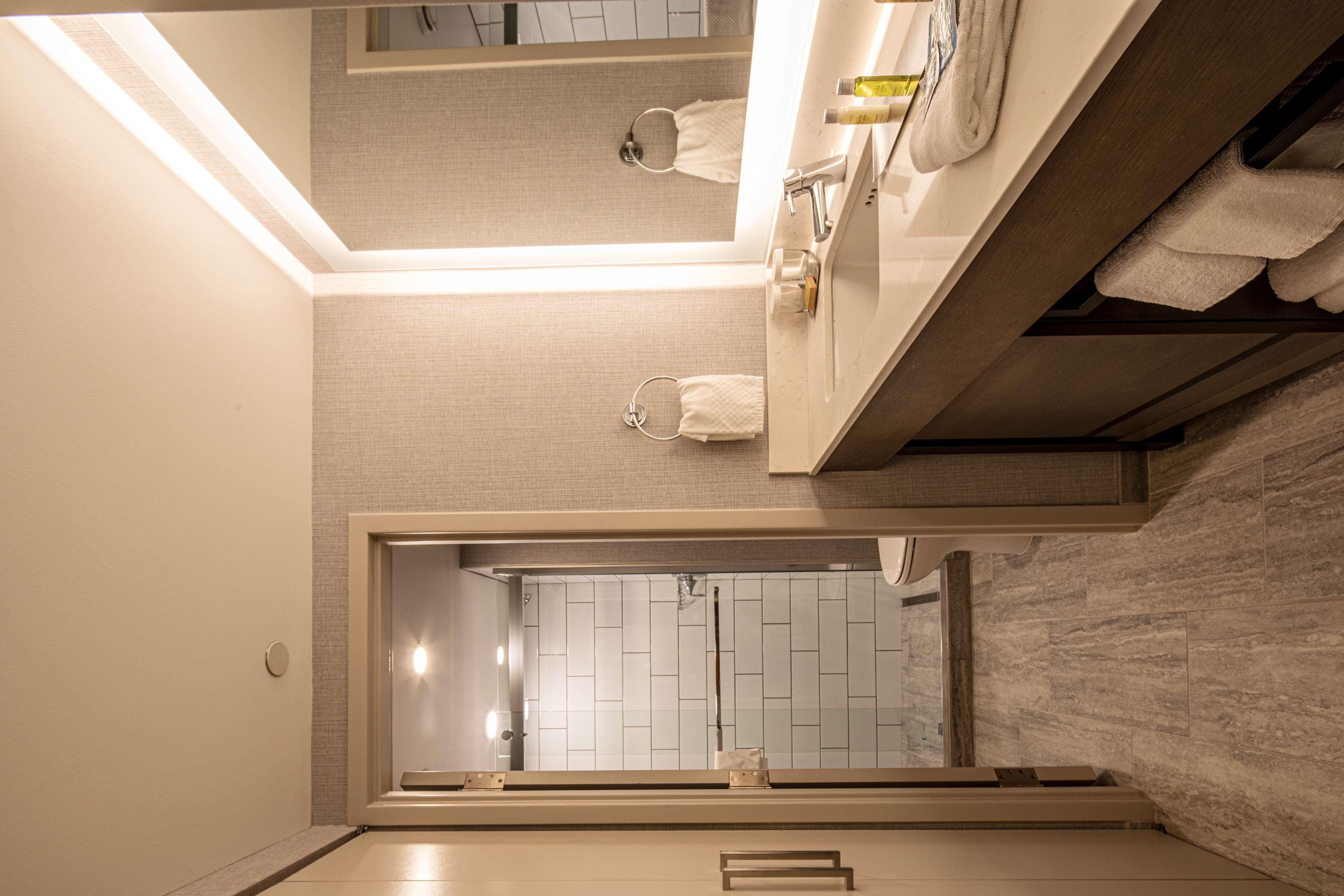 Готель Doubletree By Hilton Pittsburgh Airport Moon Township Екстер'єр фото