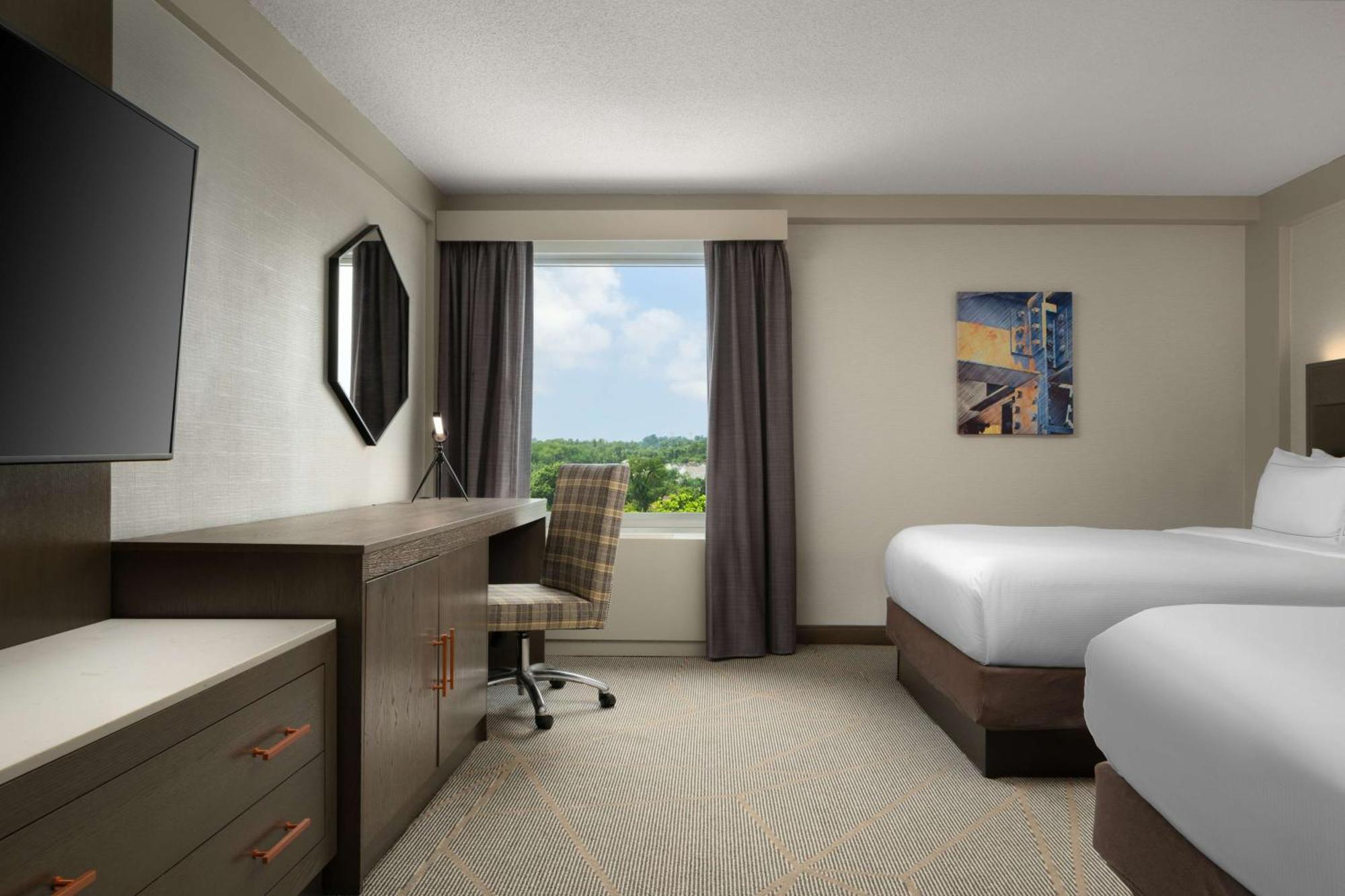 Готель Doubletree By Hilton Pittsburgh Airport Moon Township Екстер'єр фото
